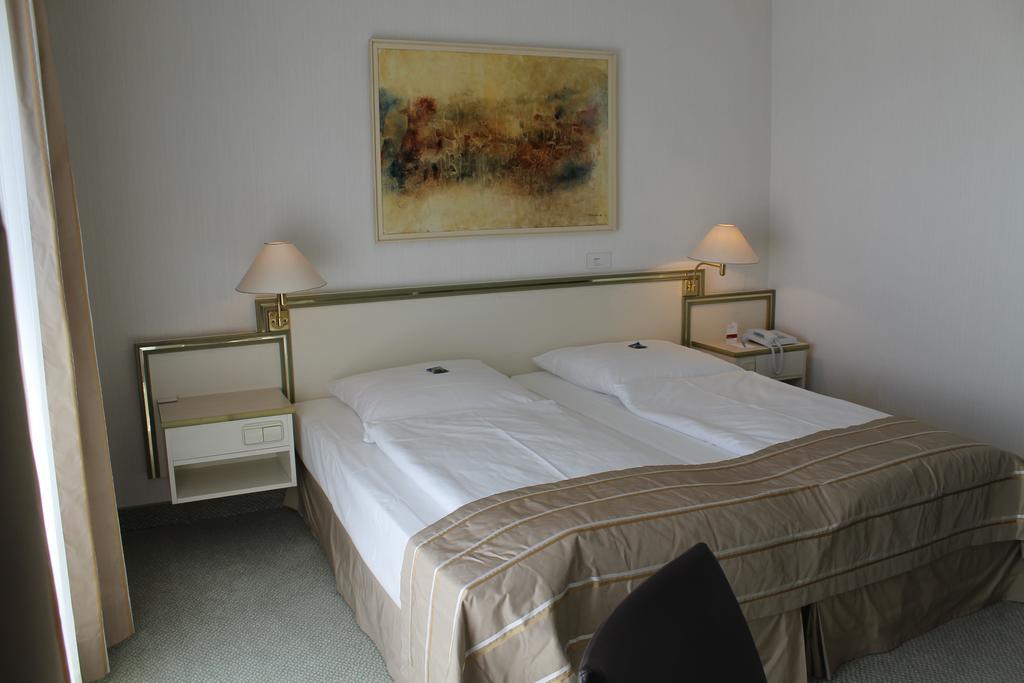 Panoramahotel Waldenburg Вальденбург Номер фото