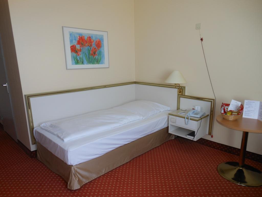 Panoramahotel Waldenburg Вальденбург Номер фото